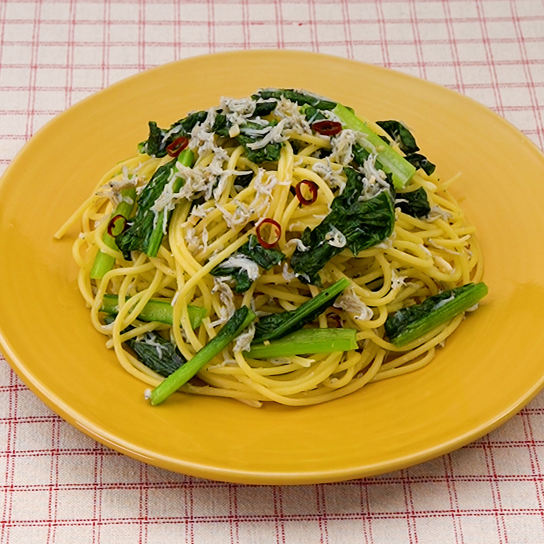 <center>しらすと小松菜の</center><center>ペペロンチーノ</center>