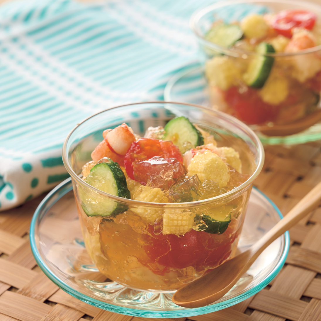 <center>夏野菜とえびの</center><center>ジュレサラダ</center>
