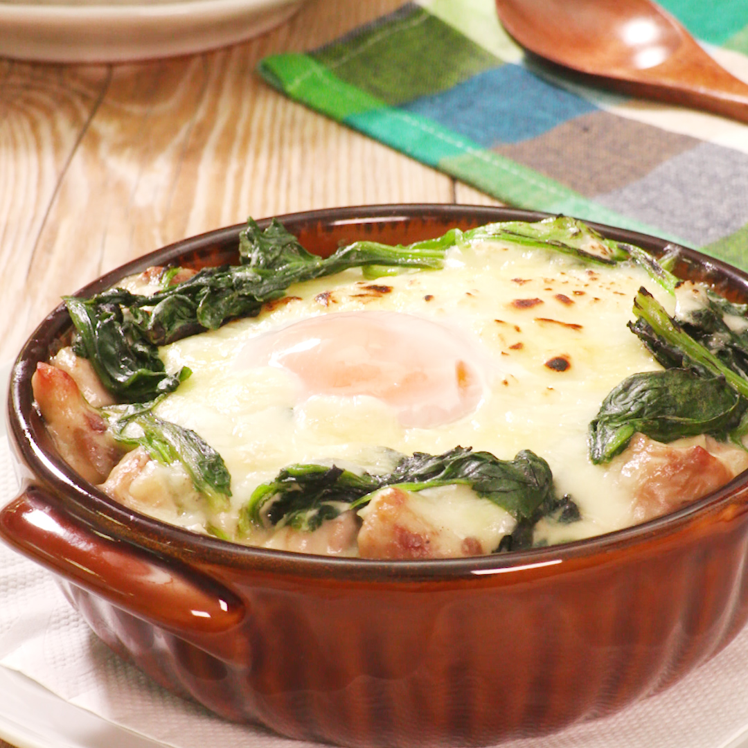 <center>ほうれん草の</center><center>月見ドリア</center>